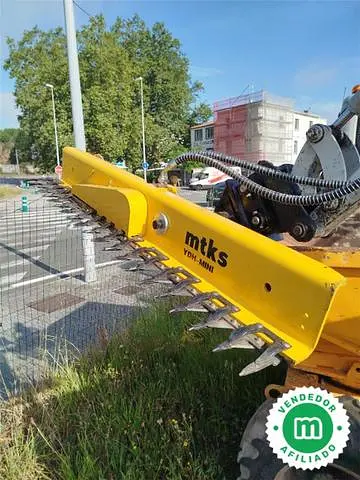 Cortasetos Mtks para mini excavadoras