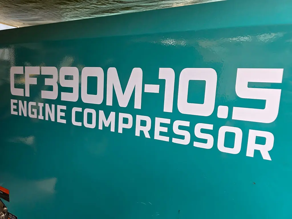 Compresor de aire rotativo de tornillo portátil Cummins diésel