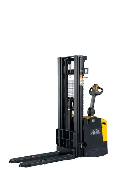 Electric stacker ES15T4