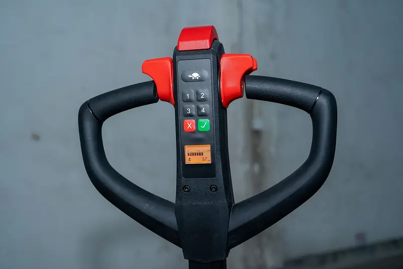 Electric transpallet QBA15-III