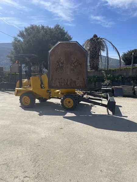 Dumper Uromac