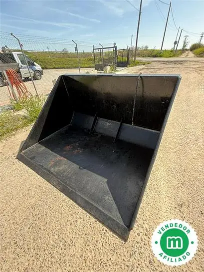 Pala-cazo alto volteo hidráulico