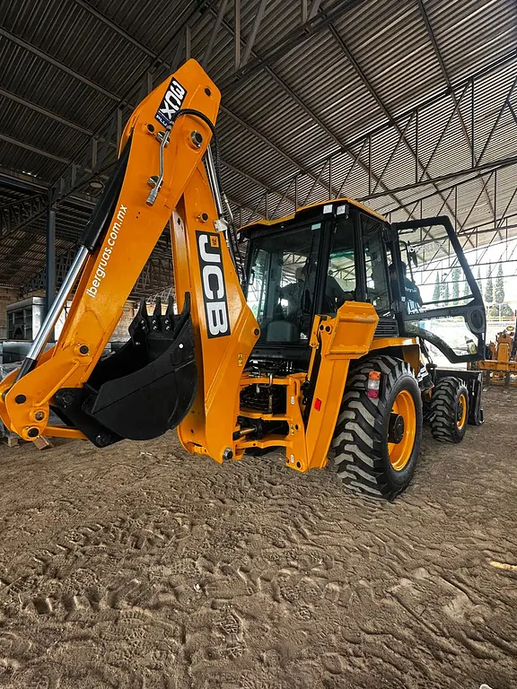 Retroexcavadora JCB 3CX Plus