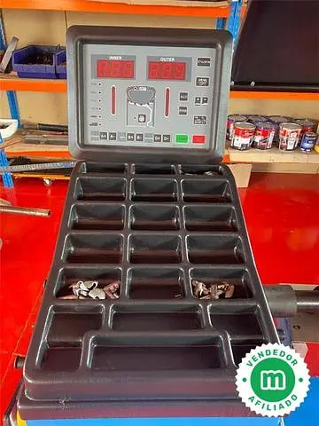 Wheel balancer for mechanical workshop