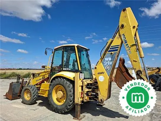 Komatsu WB91 R2 backhoe loader