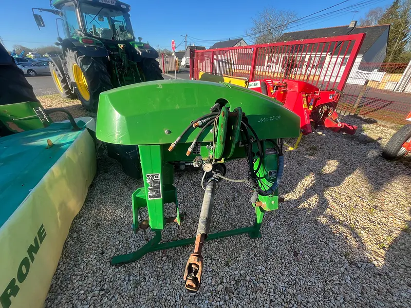 Segadora rotativa John Deere 331