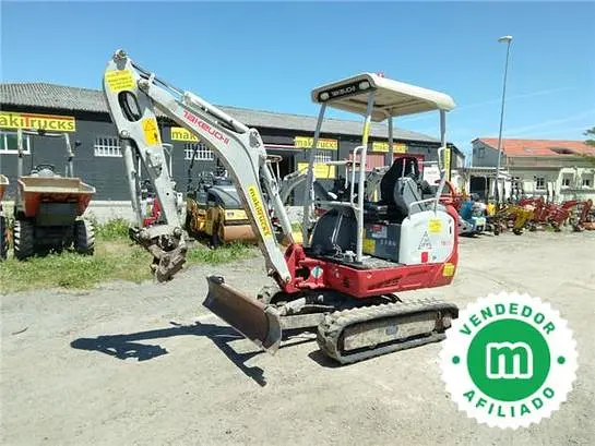 Mini excavadora Takeuchi TB216