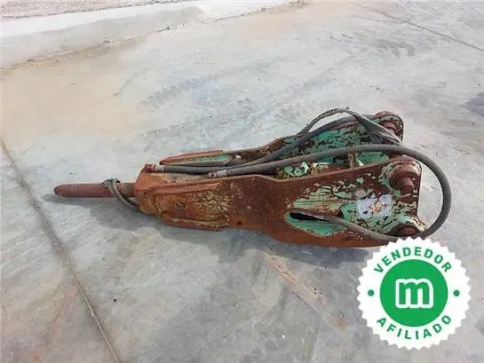 Buckets and hammers for mini excavators