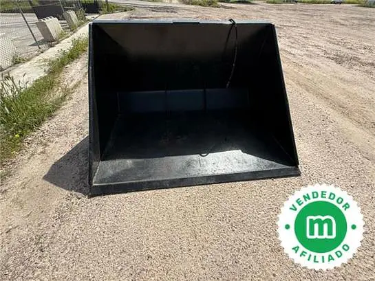 Pala-cazo alto volteo hidráulico