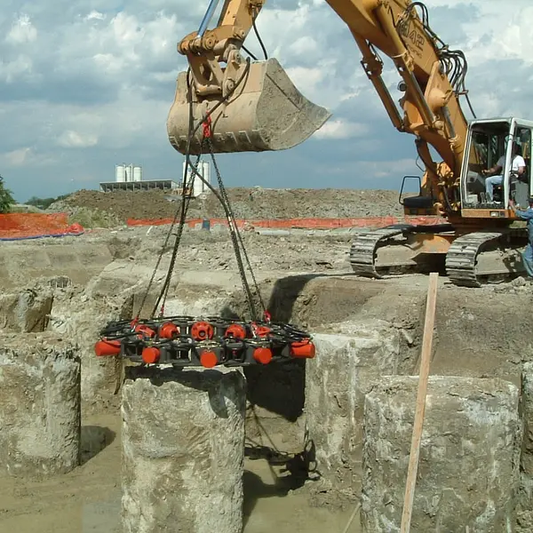 MBI Mantovanibenne Demolición de pilas redondas y cuadradas
