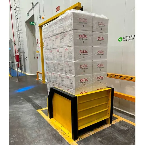 Intercambiador de pallets con capacidad de 2000kg