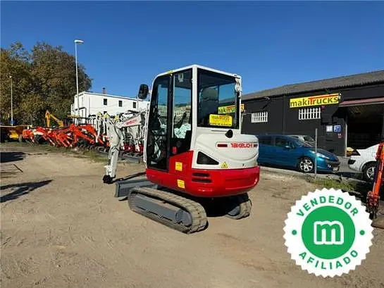 Excavadora mini Takeuchi TB230