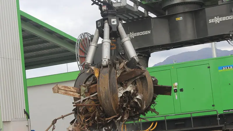 Rotobec OP4SM65 Hydraulic Scrap Grapple with RT-322 Rotator ($0.50\text{ m}^3$)