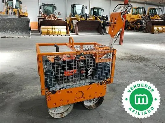 Bobcat BT750 roller