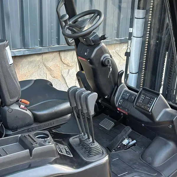 Carretilla elevadora diésel Hyundai 25DE-9V