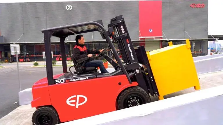 4-wheel Li-ion Counterbalance forklift 5.0T - CPD50L1
