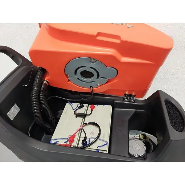 Scrubber dryer with driver 530mm brush