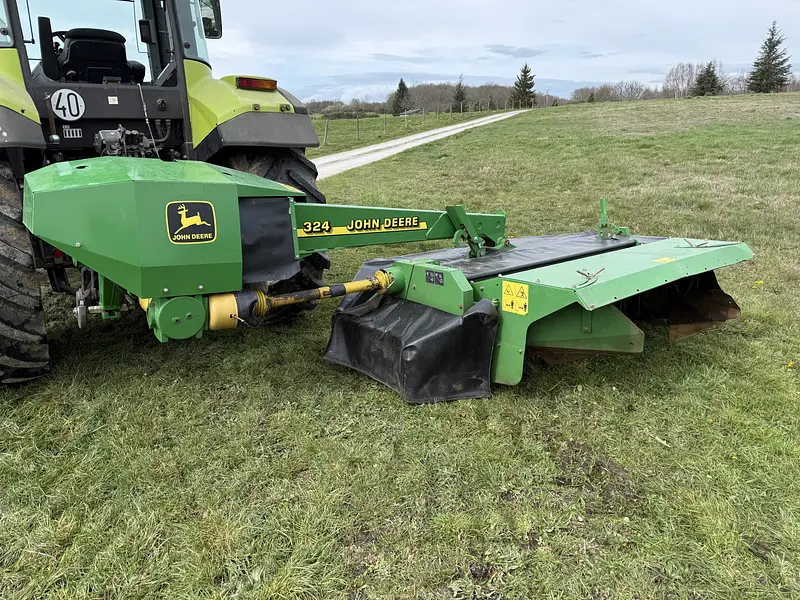 John Deere FC 324