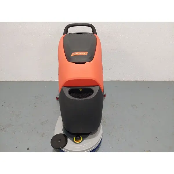 Scrubber dryer industrial with Conductor at Pie 530mm Diam. Brush