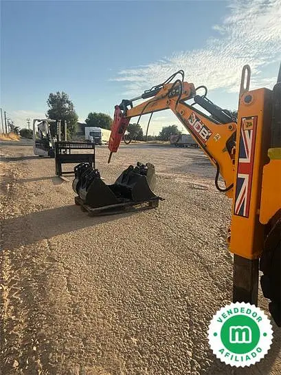 JCB 1CX mini backhoe loader