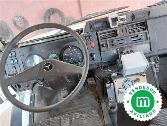 Mercedes Benz Unimog U2150L