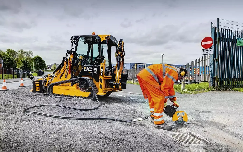 JCB 1CXT backhoe loader