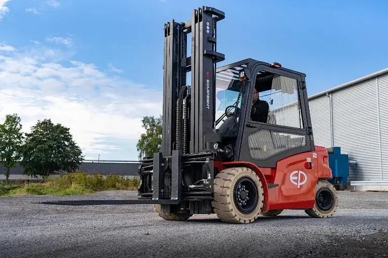 4-wheel Li-ion Counterbalance forklift 5.0T - EP CPD50L1
