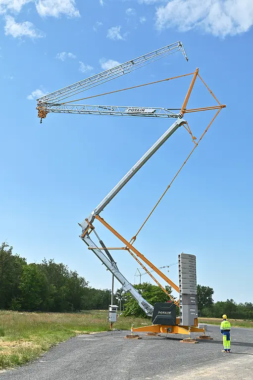 Potain Evy 30-23 4 t Self-Erecting Cranes