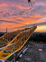 Potain MR 819 K64 Top-Slewing Cranes