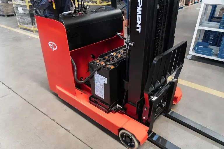 Electric Stand-on Reach Truck 1800kg - EP CQD18S2