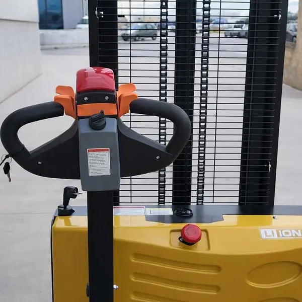Electric stacker 1200kg at 3000mm Lithium 24V / 60AH