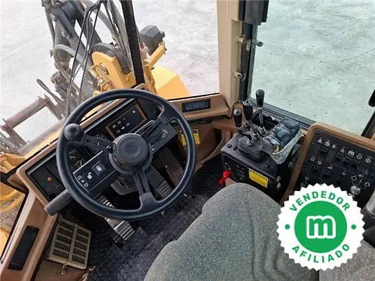 Caterpillar IT24F pala cargadora