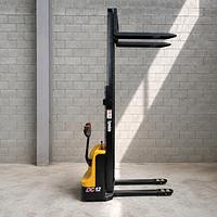 Electric stacker 1200kg to 3000mm - 24V / 100Ah