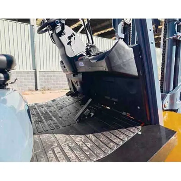 Carretilla elevadora todoterreno Serie R 4000 a 5000Kg