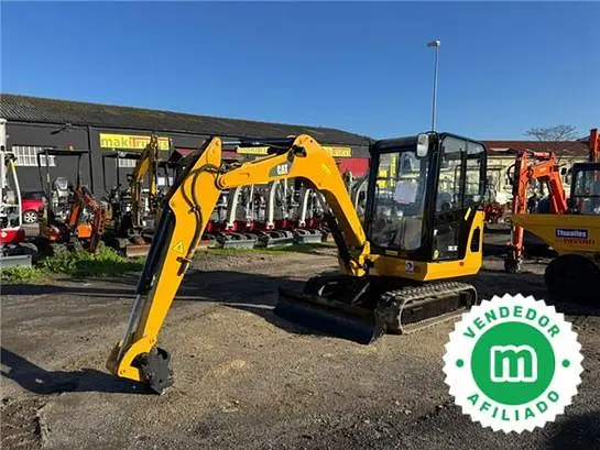 Caterpillar 302.5 mini excavator