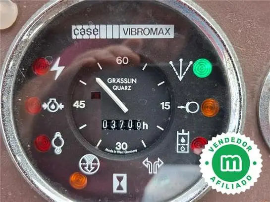 CASE VIBROMAX W1102D compactor roller