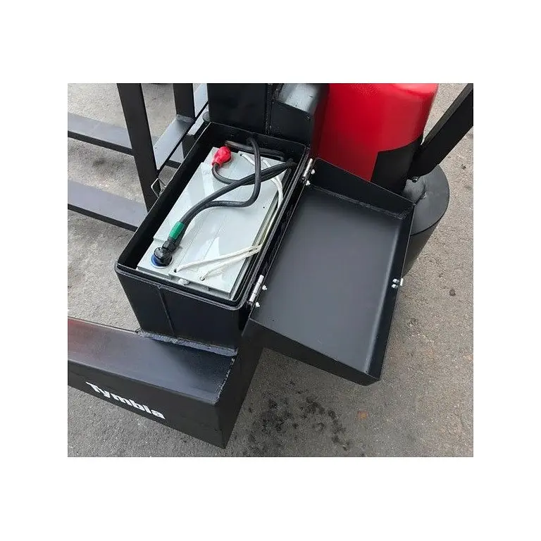 Apilador eléctrico todoterreno 1500kg