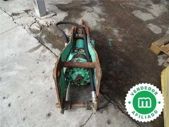 Promove P12 hydraulic hammer for backhoe loaders