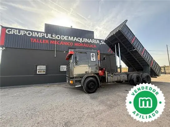 Camión basculante Pegaso Troner 1237.38 T