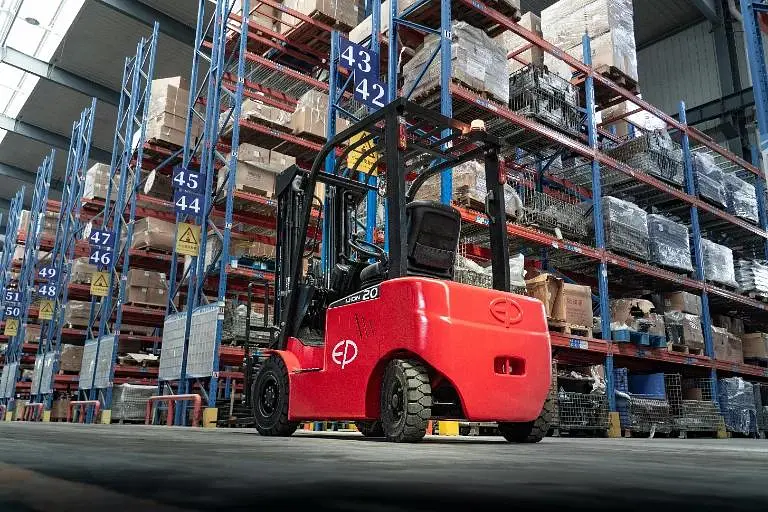 EP EFL201 4-wheel Li-ion Counterbalance Forklift 2.0T