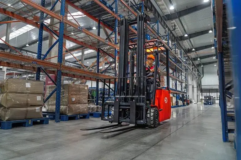 EP CPD18TV8 Carretilla elevadora eléctrica para cámaras frigoríficas 1,8 t