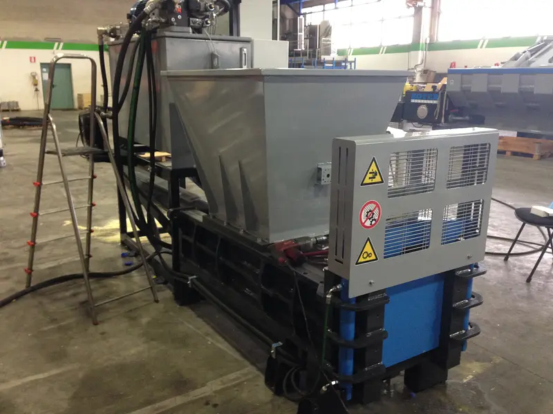Hydraulic Baler for Metals Roter