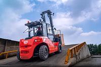 EP EFL75-6-HV-PRO High Capacity Electric Counterbalanced Forklift 7.5T