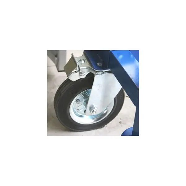 Adjustable industrial ladder with platform