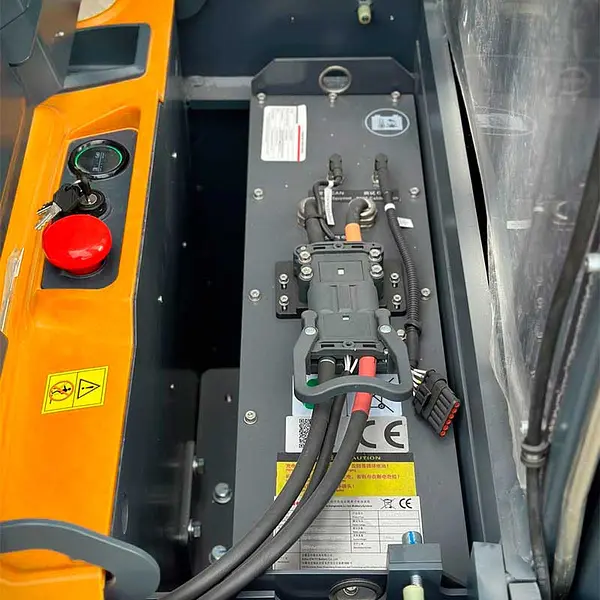 Apilador eléctrico TYMBIA 2000kg 5000mm litio