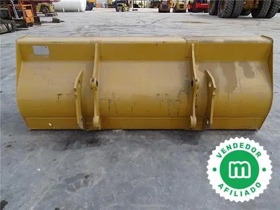 Caterpillar bucket for 432 428 438