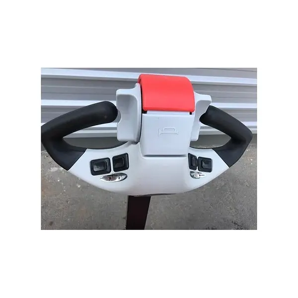 Electric all-terrain stacker 1500kg