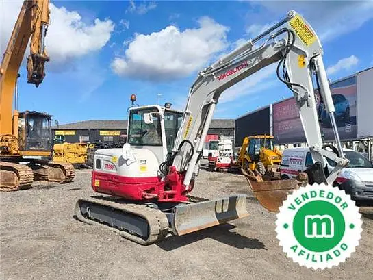 Mini excavadora Takeuchi TB260
