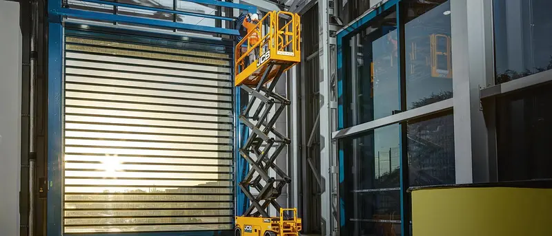 JCB S1932E electric scissor lift