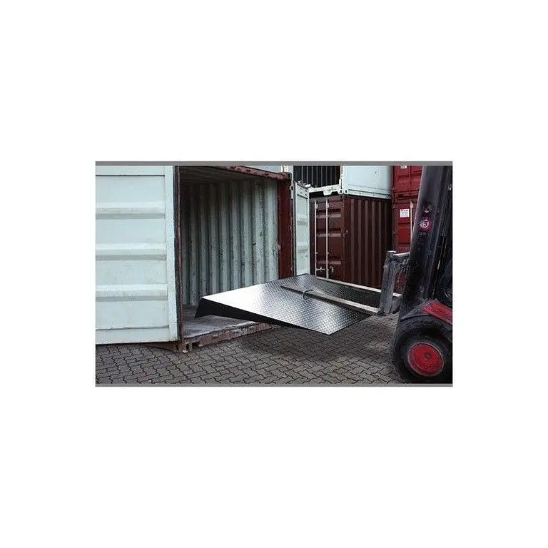Loading ramp 7500 kg capacity, 2000x1800 mm